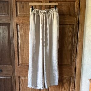 H&M Wide Leg Relaxed Pull-On Pants